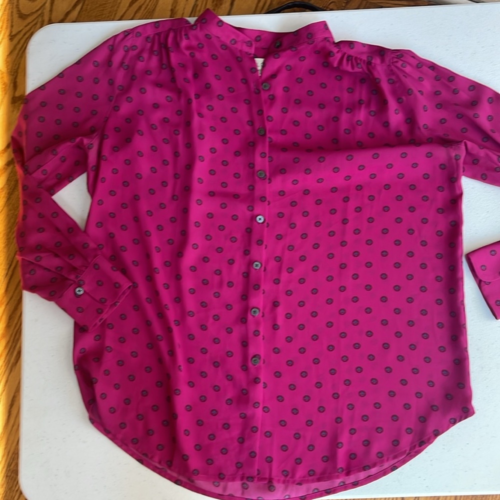 Women’s Magenta Dot Button-Front Blouse